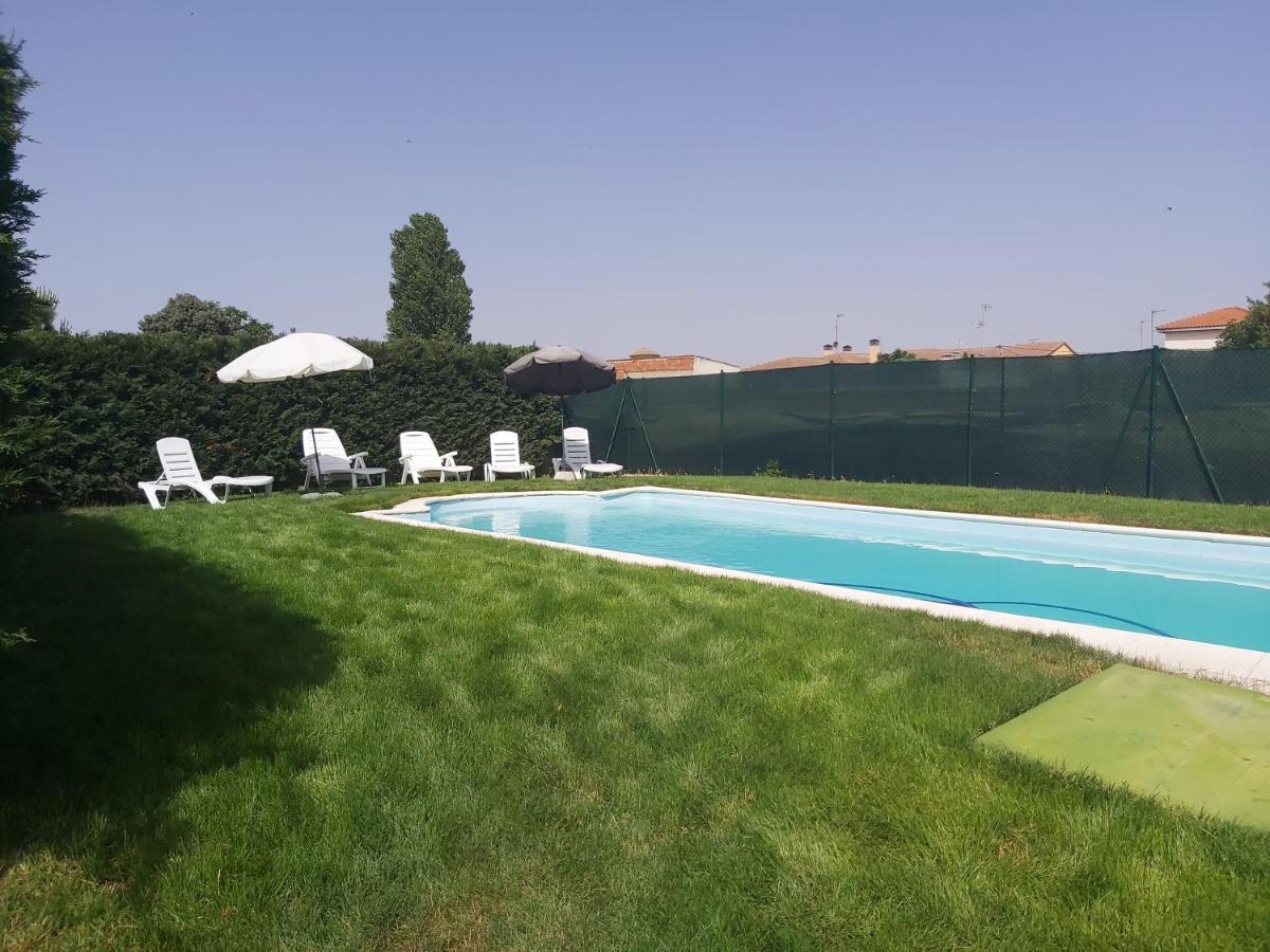 Casa Chalet En El Campo Barbadillo 外观 照片